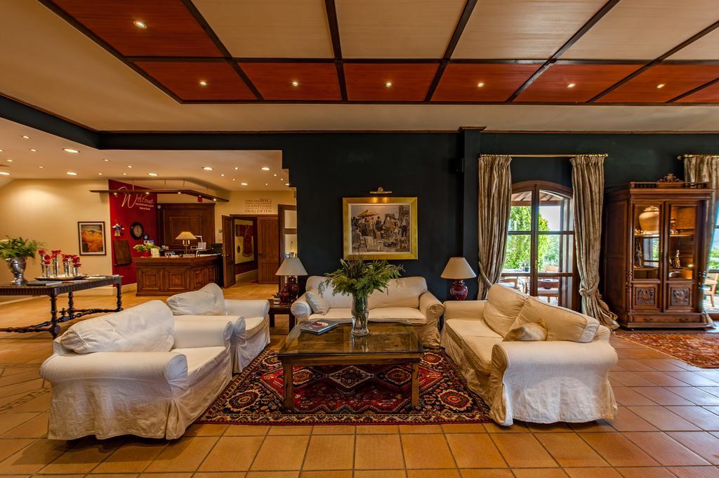 Rocabella Hellinikon Country Hotel Exterior photo